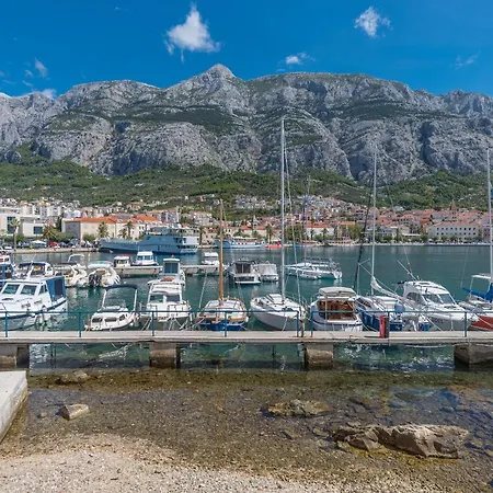 Alen Daire Makarska